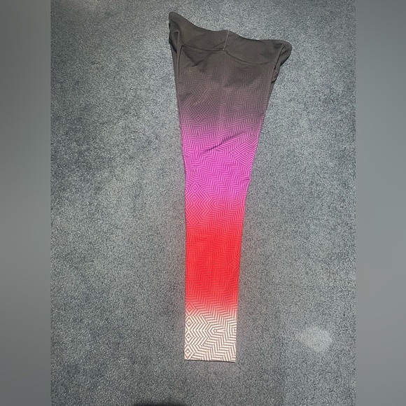 Champion Women’s L Leggings - Picture 5 of 6